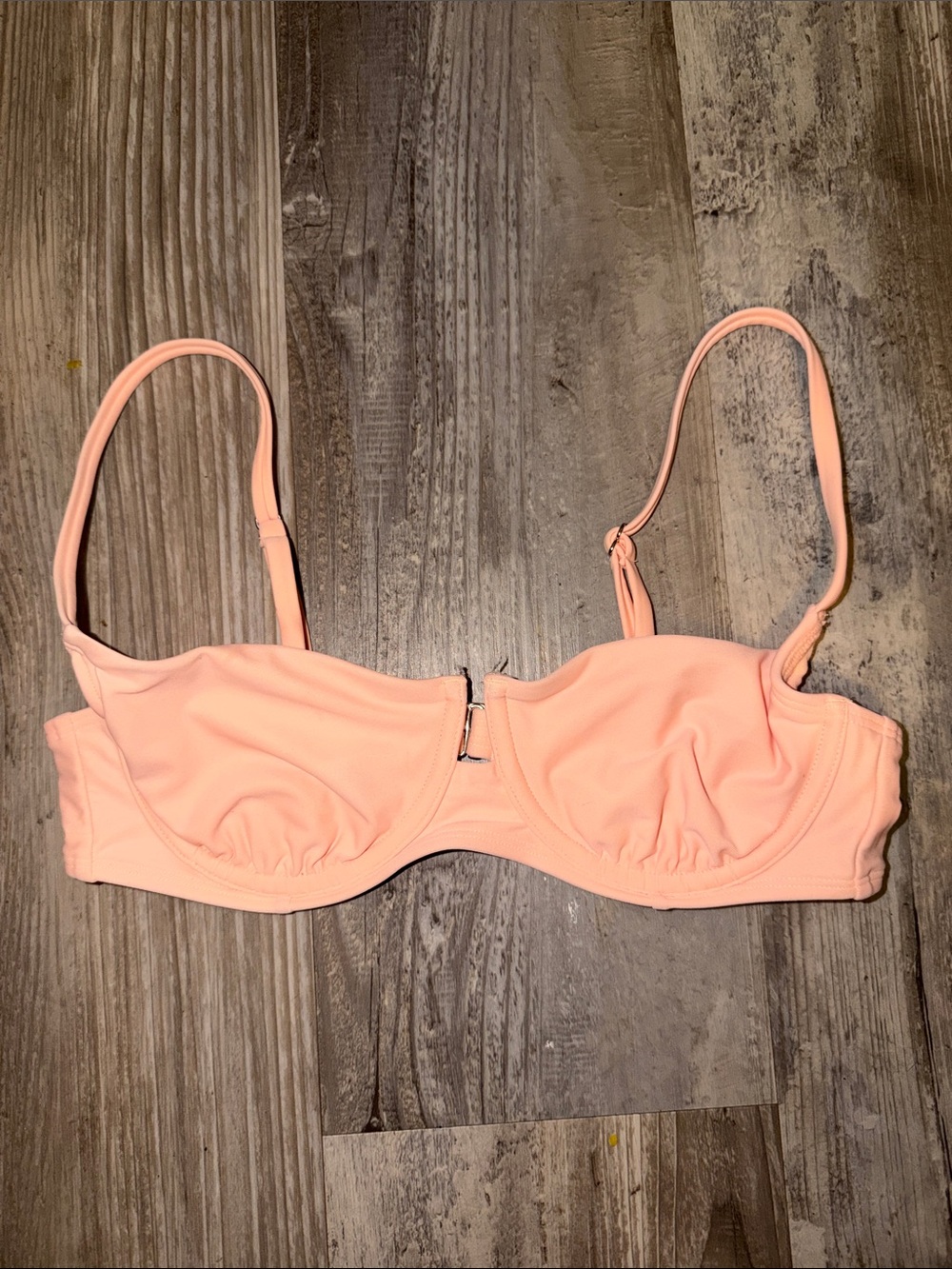 Womens Xhilaration Peach Underwire Bikini Swim Top Size M (4-6)